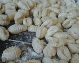 Foto del paso 2 de la receta: Ñoqui de harina leudante
