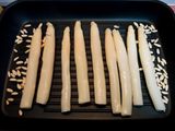 Espárragos con piñones