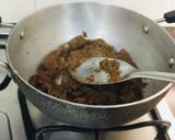 A picture of step 4 of Chikoo Halwa.
