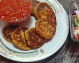 عکس مرحله 4 از دستور کوکو سیب زمینی با سس گوجه فرنگی خانگی