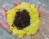 Foto langkah ke 3 dari resep Tape goreng isi coklat.