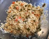Une image de l'étape 4 de Salade façon nid au riz petits légumes carottes violettes et mozzarella.
