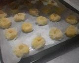 Foto langkah ke 5 dari resep Thumbprint Cookies.