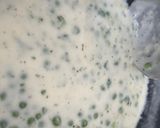 Zöldborsófőzelék tejszínes habarassal recept fázis 4 fotója