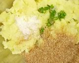 A picture of step 6 of Ragda Patties.