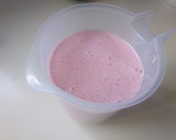 Foto del paso 3 de la receta: Batido de fresas y yogur