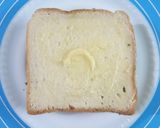 A picture of step 5 of Veg. Cheese Grill Sandwich.