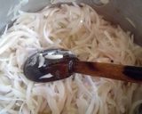 A picture of step 2 of Bhindi Pyaz.