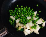 আলু-মটর কি সলোনি (alu matar ki saloni recipe in Bengali) রেসিপি ধাপ - 3 ছবি