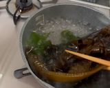 A picture of step 5 of Green Onion and Wakame Seaweed Ramen.
