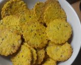 Foto del paso 3 de la receta: Galletitas crackers de  queso semillas y especias.🍪🍪🍪