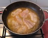 Foto del paso 3 de la receta Merluza con vino blanco