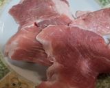 Foto del paso 1 de la receta Popietas de cerdo con queso brie y salsa de champiñones