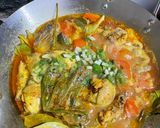 Foto langkah ke 7 dari resep Ayam Woku Kemangi khas Manado.