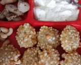 A picture of step 4 of Sabudana Vada.