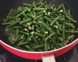 Foto langkah ke 3 dari resep Oseng Kacang Panjang Polos.
