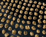 Foto langkah ke 4 dari resep Macadamia mini cookies.