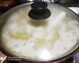 A picture of step 3 of Semolina Chilla.