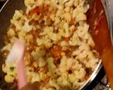 A picture of step 4 of Cauliflower parantha.