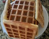 Hình bước làm 3 của món Waffles cake