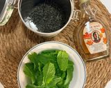 Foto del paso 1 de la receta: Te verde frío con hojas de hierba buena
