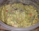 Foto del paso 2 de la receta: Guacamole y sardina