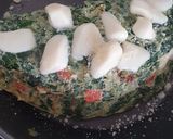 Foto del paso 3 de la receta: Tortilla de espinacas al estilo omelette🥬🍽🤭