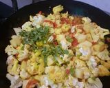 A picture of step 6 of Aloo Gobhi.