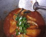 Foto langkah ke 3 dari resep Tumis Sarden.