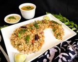 A picture of step 6 of Oats Thatte Idli Upma.