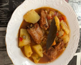 Foto del paso 4 de la receta: Guisado de patatas con costilla adobada