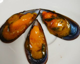 Foto del paso 4 de la receta: Mejillones en salsa