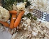 A picture of step 3 of Fish with Green Beans and Rice.