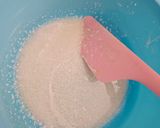 Foto langkah ke 2 dari resep Bolu kukus pelangi Rainbow.