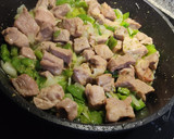 Foto del paso 2 de la receta: Magra con tomate/ Magro con tomate