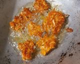 A picture of step 3 of Chinese pakoda.