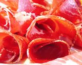 Hình bước làm 1 của món Charcuterie Board - Mâm Đồ Nguội Với Jambon, Phô Mai Và Pa Tê Caillette