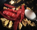 A picture of step 1 of Roasted potato with walnut masala mix.