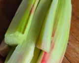 Une image de l'étape 5 de Carré pâtissier à la rhubarbe avec son crumble 😃.