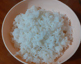 Foto langkah ke 1 dari resep Menu Utama :Bubur Nasi Sederhana.