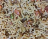मसाला मैगी(MASALA MAGGI RECIPE IN HINDI) रेसिपी चरण 2 फोटो