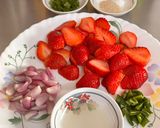 A picture of step 2 of Strawberry Salsa.