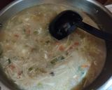 এগ চিকেন নুডলস্ স্যুপ(egg chicken noodles soup recipe in Bengali) রেসিপি ধাপ - 10 ছবি
