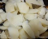 Foto del paso 3 de la receta Pulpo de playa guisado en su tinta