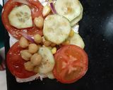 A picture of step 2 of Jhatpat chana chaat sandwich.