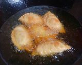 Foto langkah ke 5 dari resep Pastel isi Sayuran.