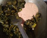 A picture of step 3 of Butter Mushroom.