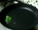 A picture of step 4 of CHERUPAYAR THORAN(sprouts delight).
