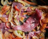 Foto del paso 6 de la receta: Bifes a la Essen con verduras cocidas y crudas!!