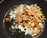Foto langkah ke 1 dari resep Tumis Daun Singkong Ebi.